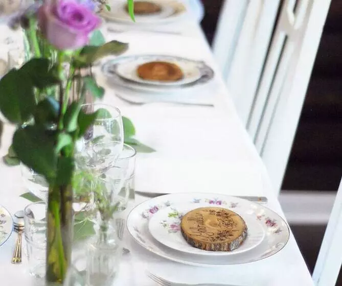 酒店 Furulidens B & B