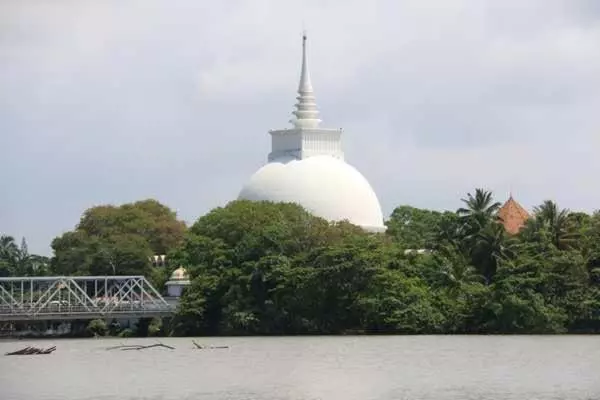 Lohas Beach Resort Villa