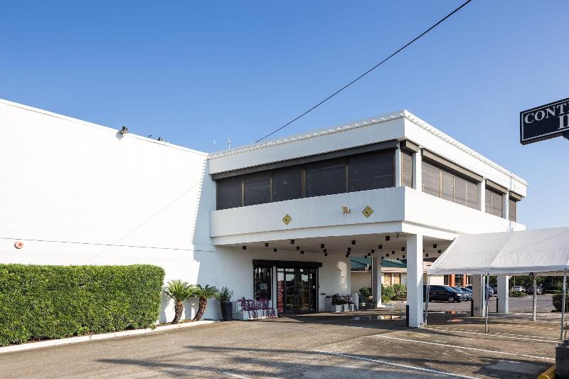 فندق على الطريق Contempra Inn