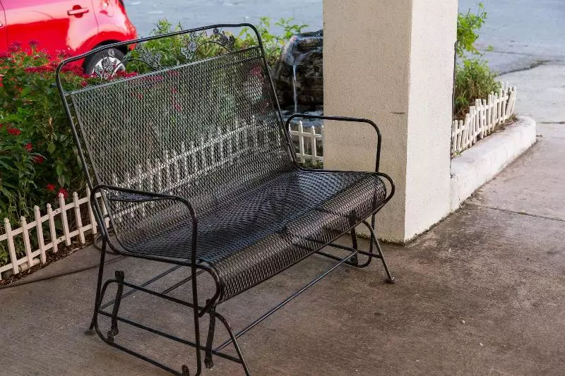 汽车旅馆  Contempra Inn