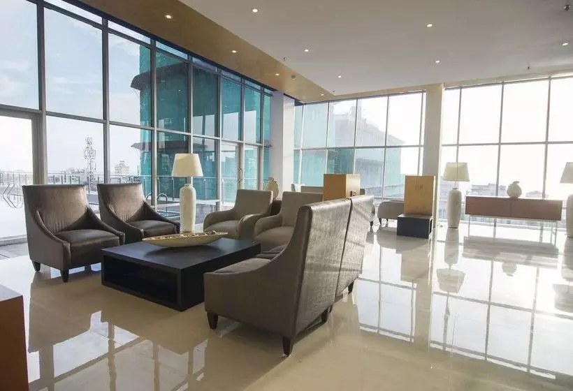 Platinum One Suites 3 Bedroom