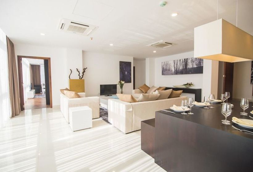 Platinum One Suites 3 Bedroom