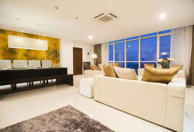 Platinum One Suites 3 Bedroom