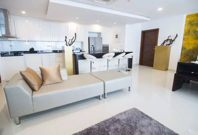 Platinum One Suites 3 Bedroom