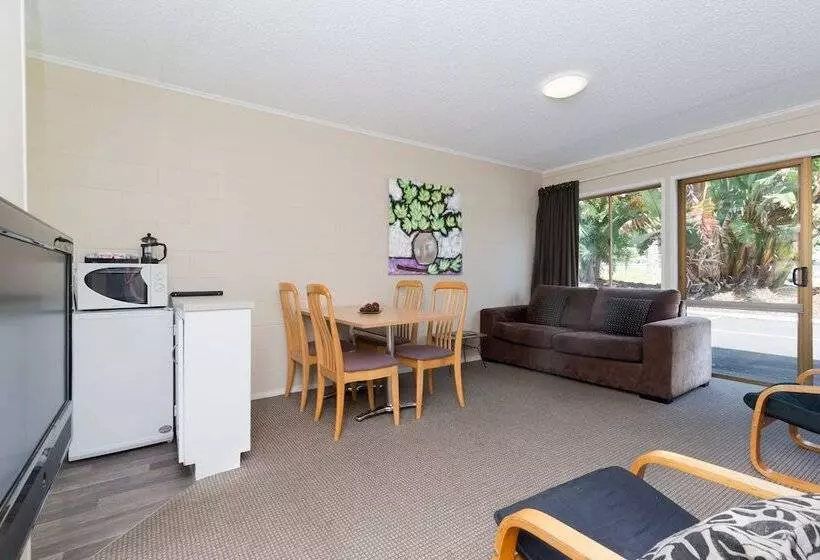 Aarangi Tui Motel