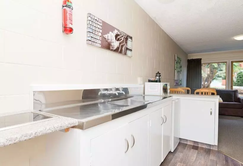 Aarangi Tui Motel