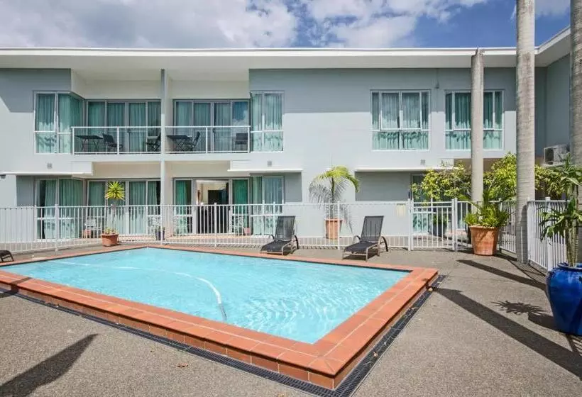 Hotel Aristotles North Shore