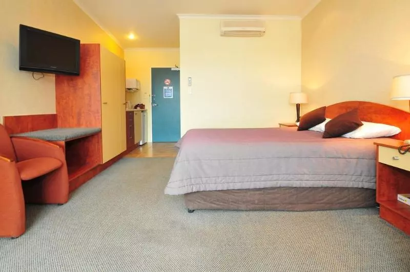 Hotel Aristotles North Shore