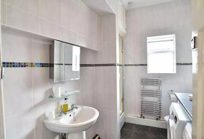 住宿加早餐  Tree Tops Guest House