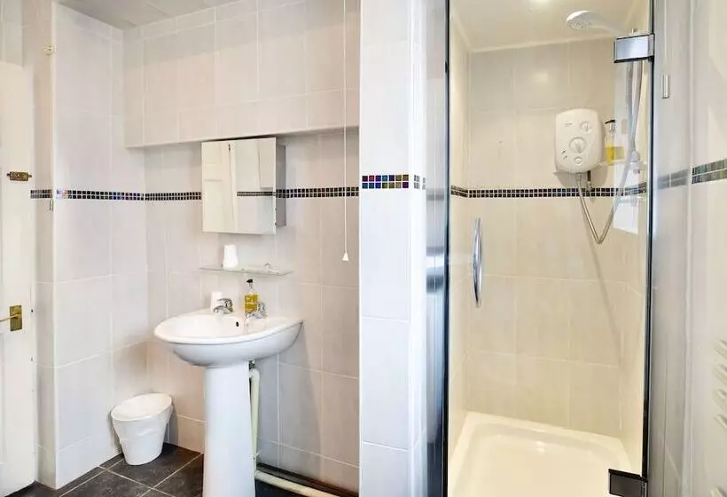 住宿加早餐  Tree Tops Guest House