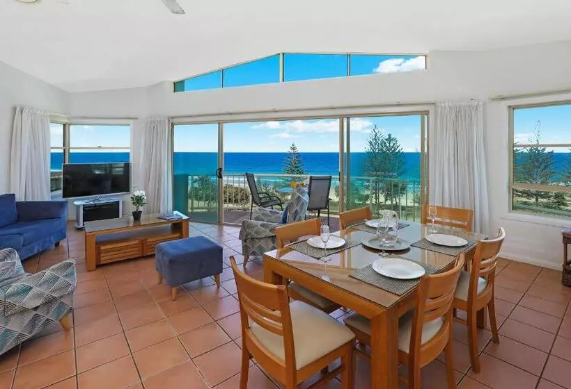 בית מלון כפרי Alex Seaside Resort