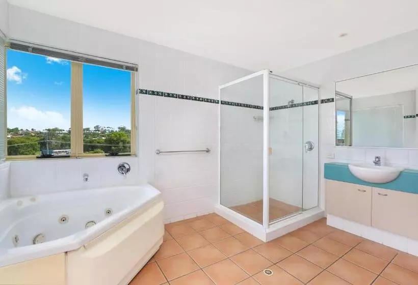 בית מלון כפרי Alex Seaside Resort