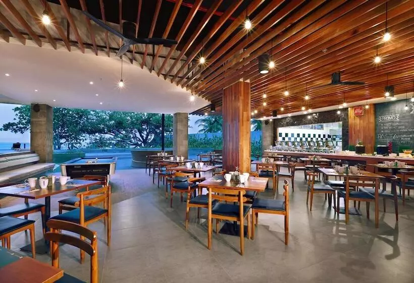 Hotel Aston Anyer Beach