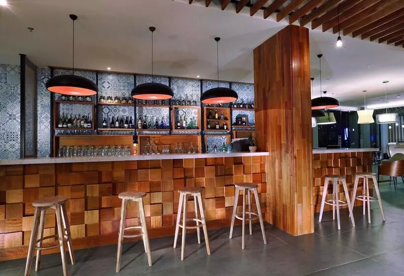 Hotel Aston Anyer Beach