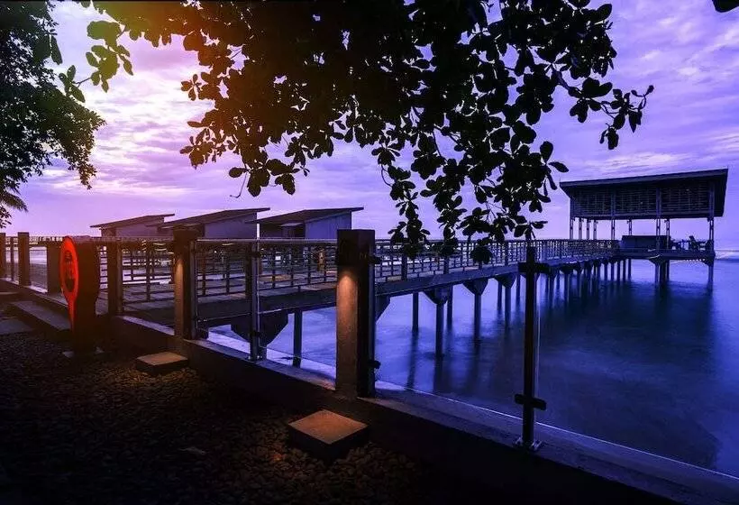 Hotel Aston Anyer Beach