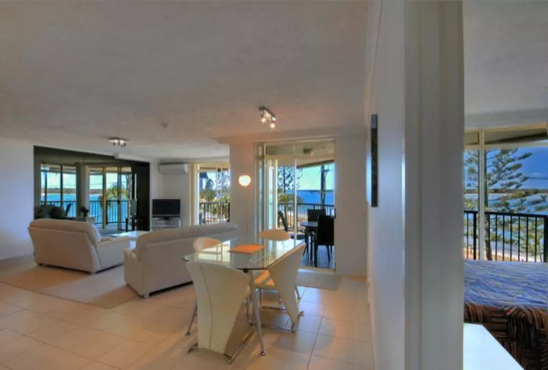 בית מלון כפרי Bayview Beach Holiday Apartments