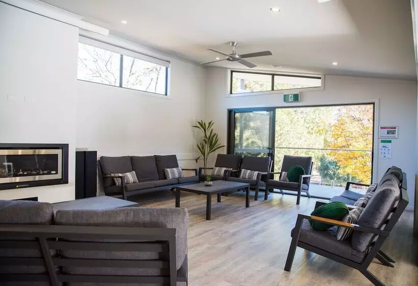 فندق Big4 Tasman Holiday Parks   Bright