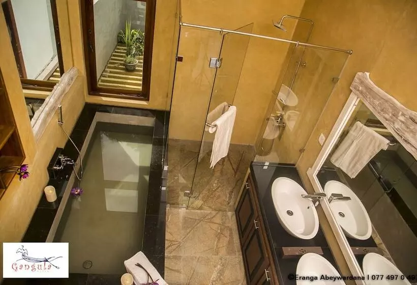 Hotel Gangula Villa