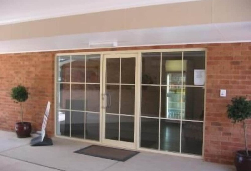 فندق Gundagai Gabriel Motor Inn