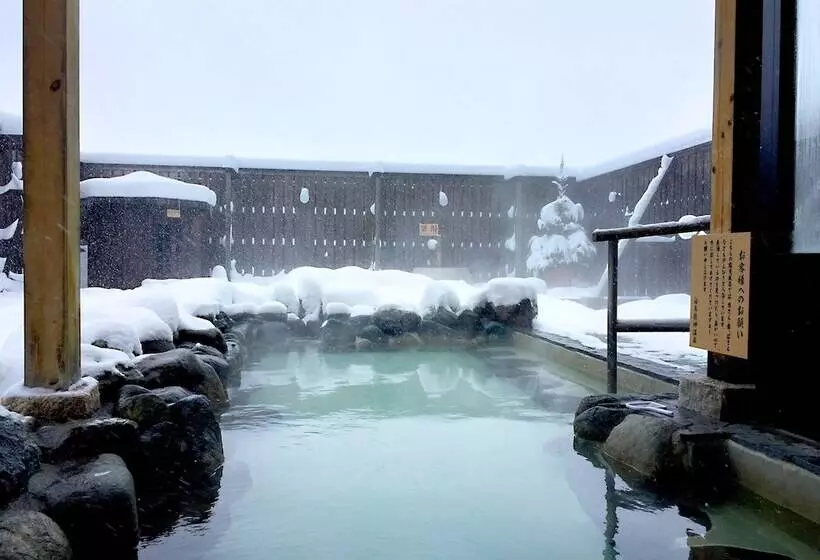 酒店 Hakuba Ryujin Onsen Ryokan Sui