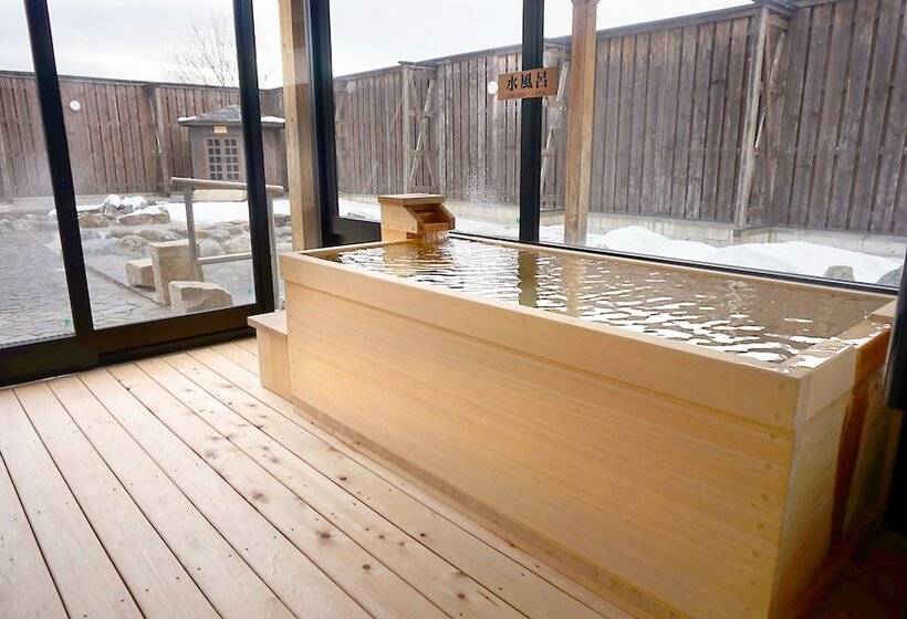 Hotel Hakuba Ryujin Onsen Ryokan Sui