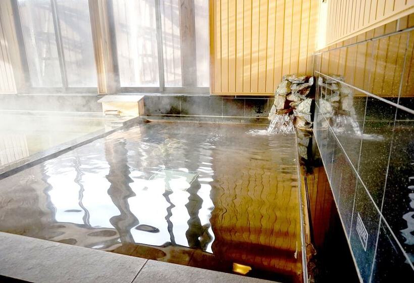 Hotel Hakuba Ryujin Onsen Ryokan Sui