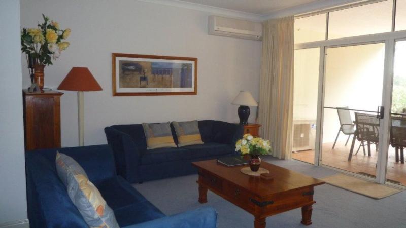 Отель Magnolia Lane Apartments