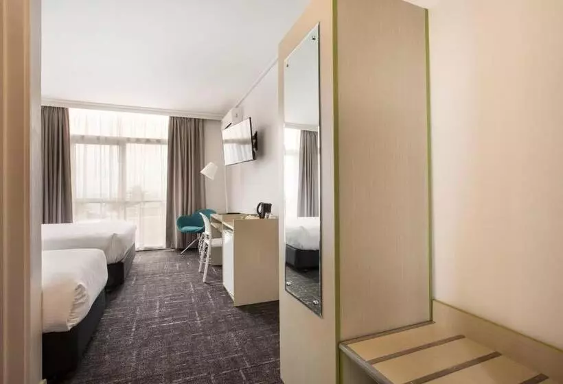 Отель Nightcap At Sandringham