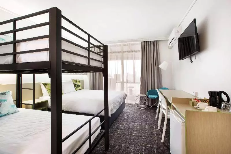 Отель Nightcap At Sandringham