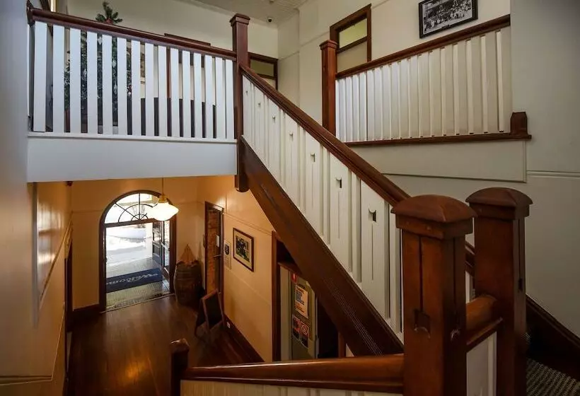 Pier Hotel Coffs Harbour