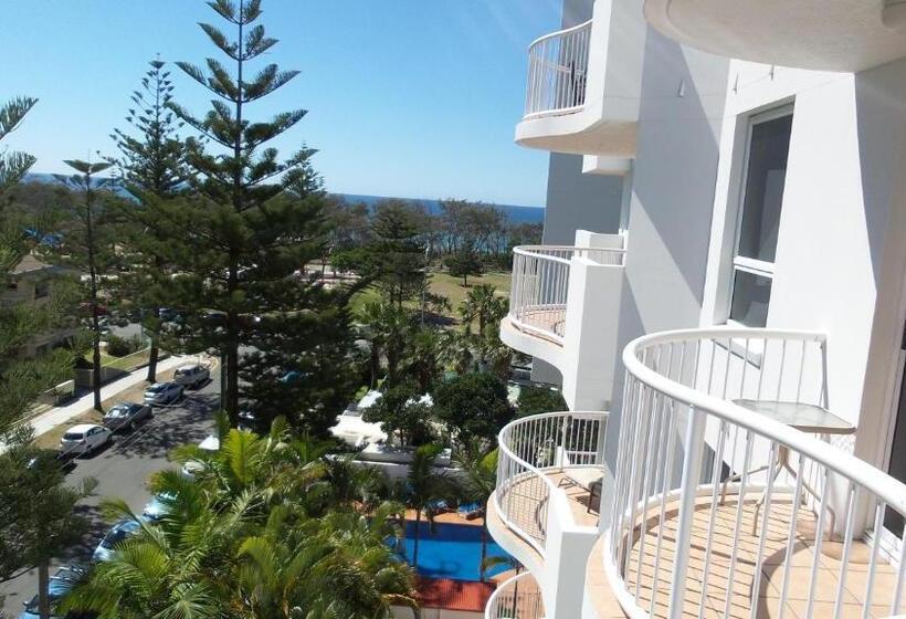 בית מלון כפרי The Ritz Resort Heated Pool