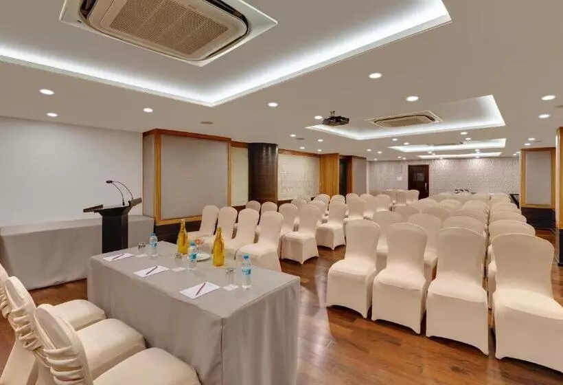 فندق The Fern Residency Midc, Pune