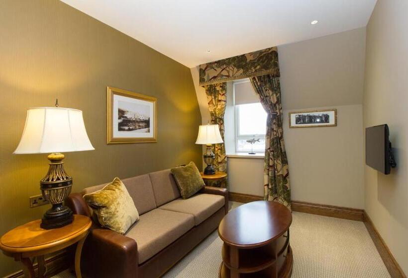 فندق The Station