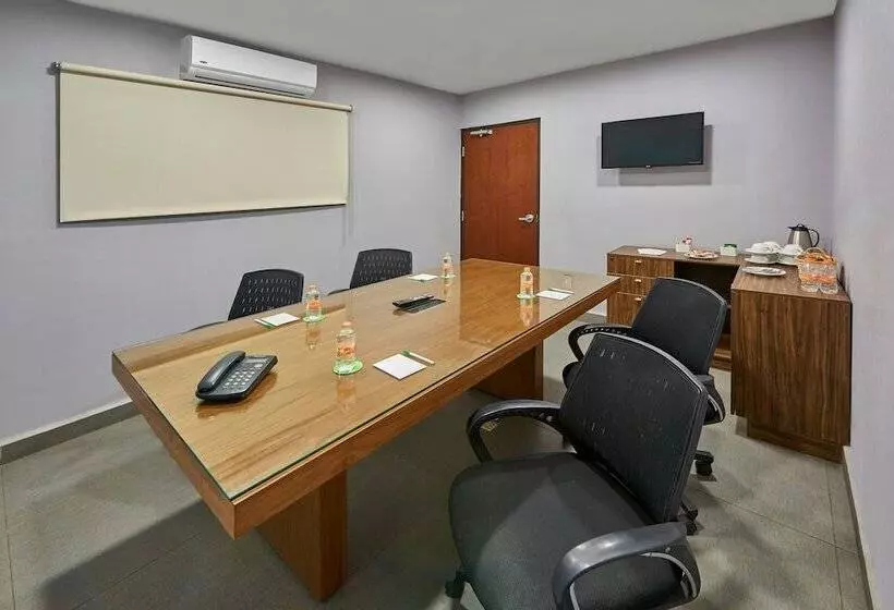 Wyndham Garden Mexico City Reforma