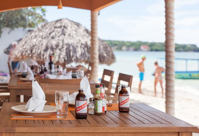 Beach House Condos, Negril