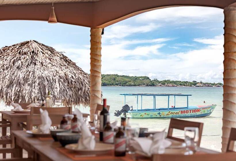 Beach House Condos, Negril