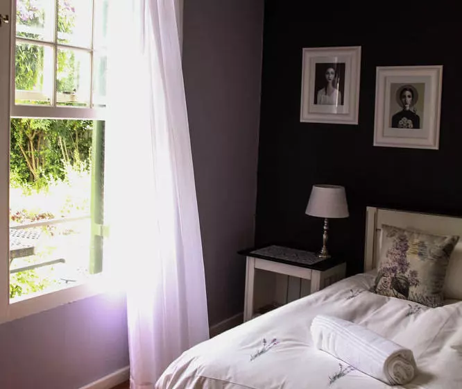 De Oude Opstal B & B