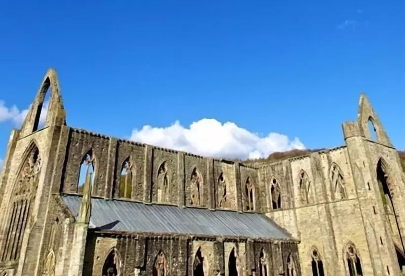 Nocleg ze śniadaniem No8 Chepstow