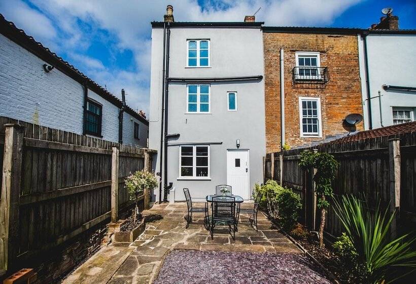 مبيت وإفطار No8 Chepstow