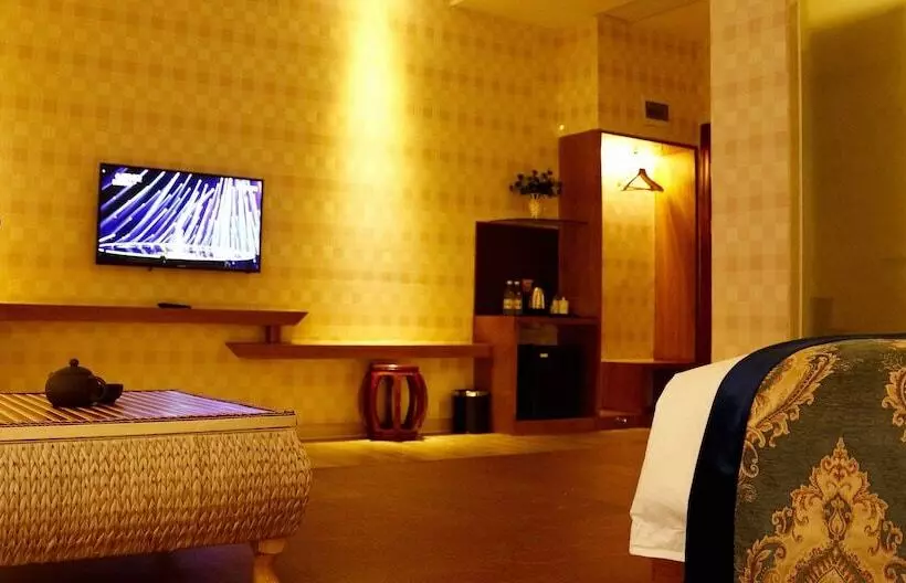 Cheng Yue Selected Hotel Guangzhou Junye Nangang Branch