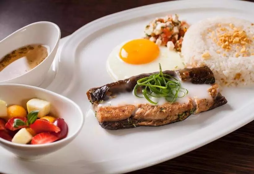 호텔 717 Cesar Place