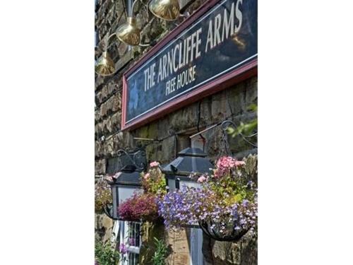 ホテル Arncliffe Arms