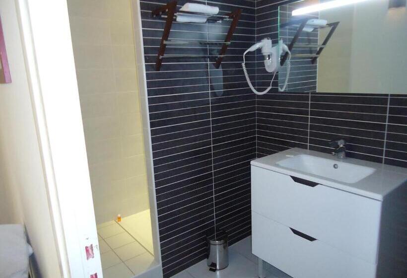 فندق Castel Fleuri