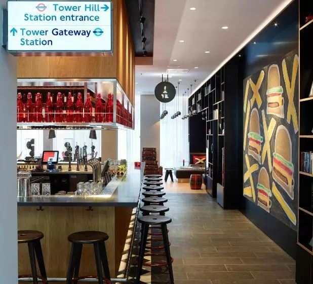בית מלון כפרי Citizenm Tower Of London