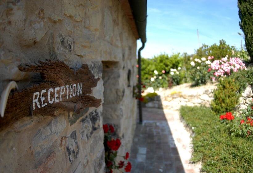 Отель Collelungo