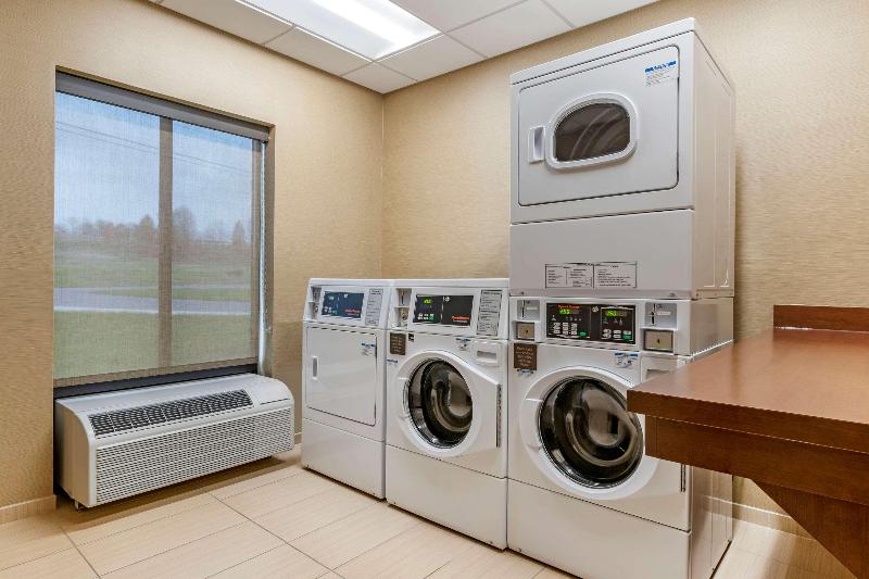 فندق Comfort Suites Manheim   Lancaster