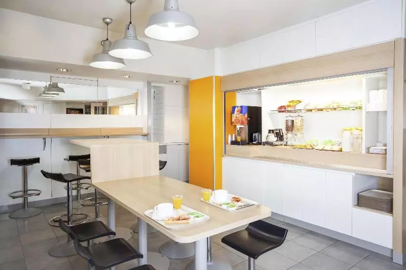 هتل F1 La Rochelle Angoulins Renove