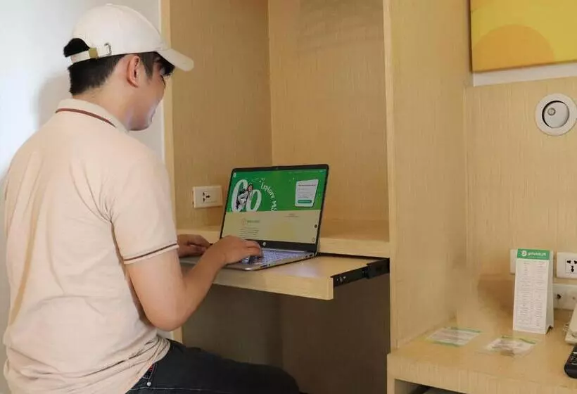 Go Hotels Manila Airport Road