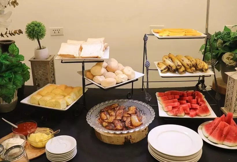 Go Hotels Manila Airport Road