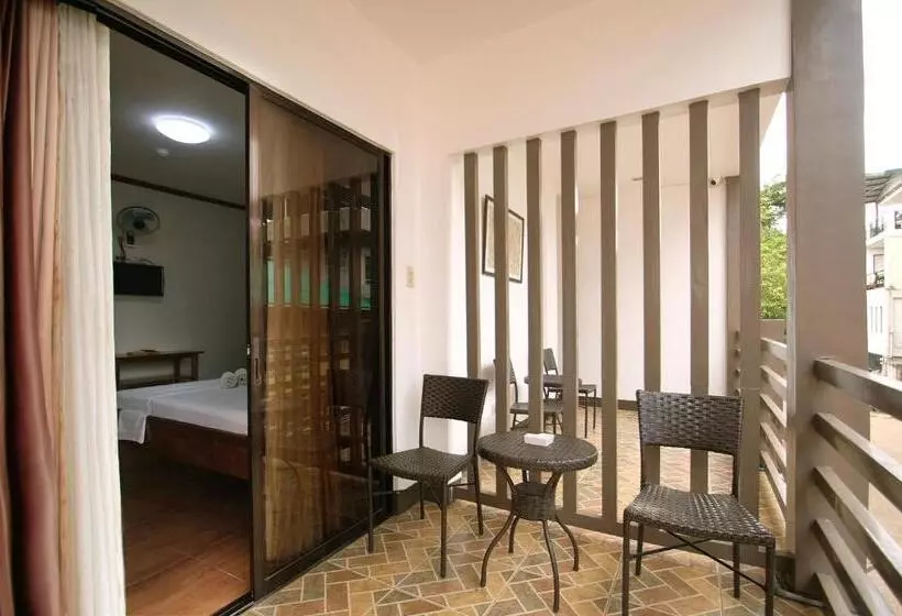 호텔 Islands View Inn